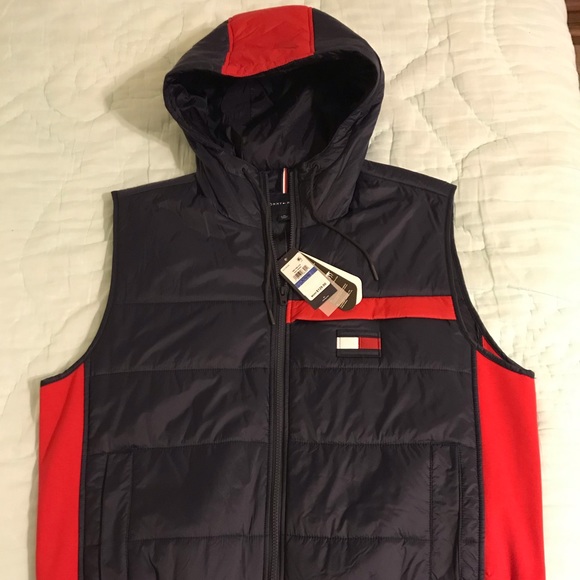 tommy hilfiger sleeveless jacket